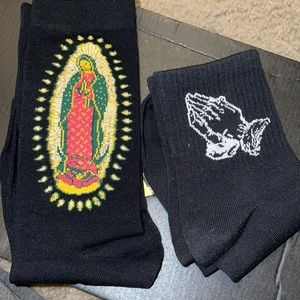 NWOT Virgin Mary and prayer hands socks